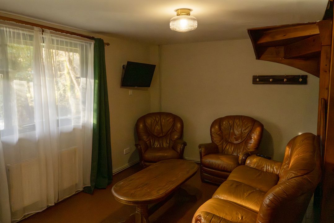 Cabin No. 9