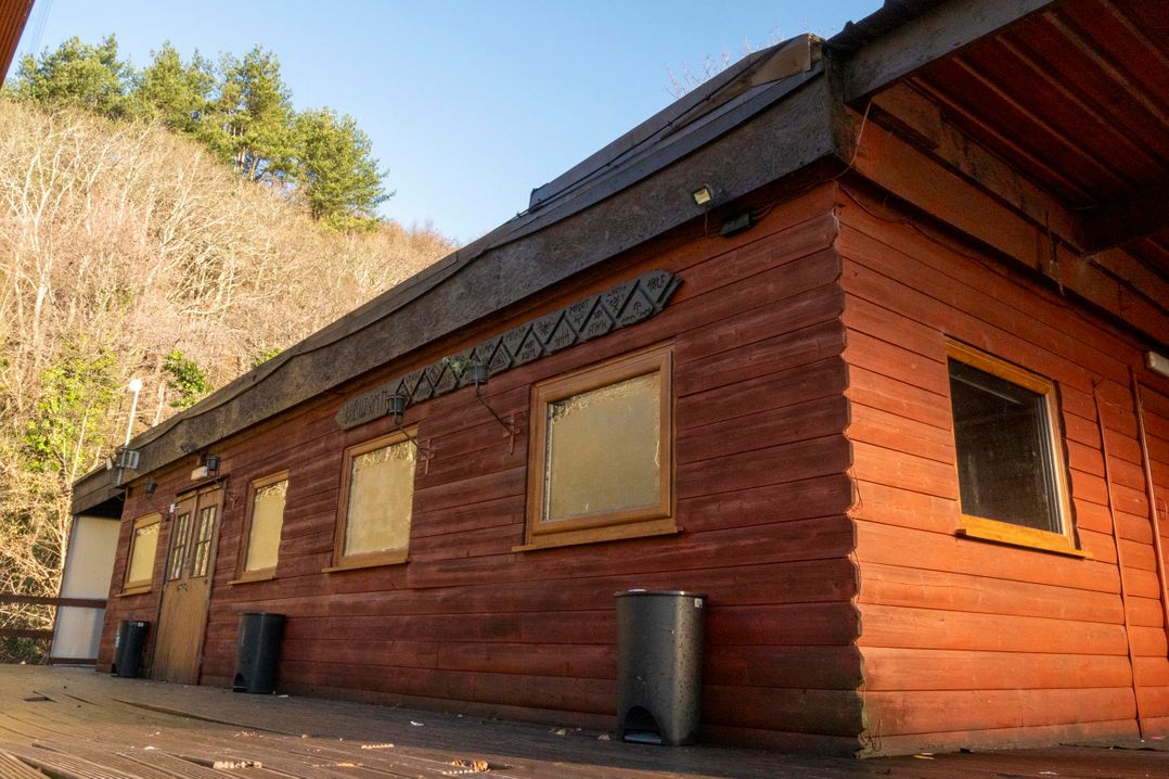 Cabin No. 9