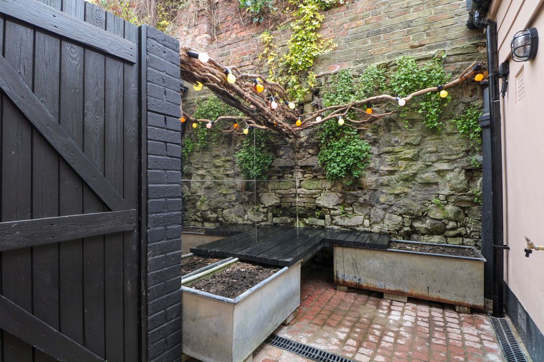 3 Cinque Ports Street