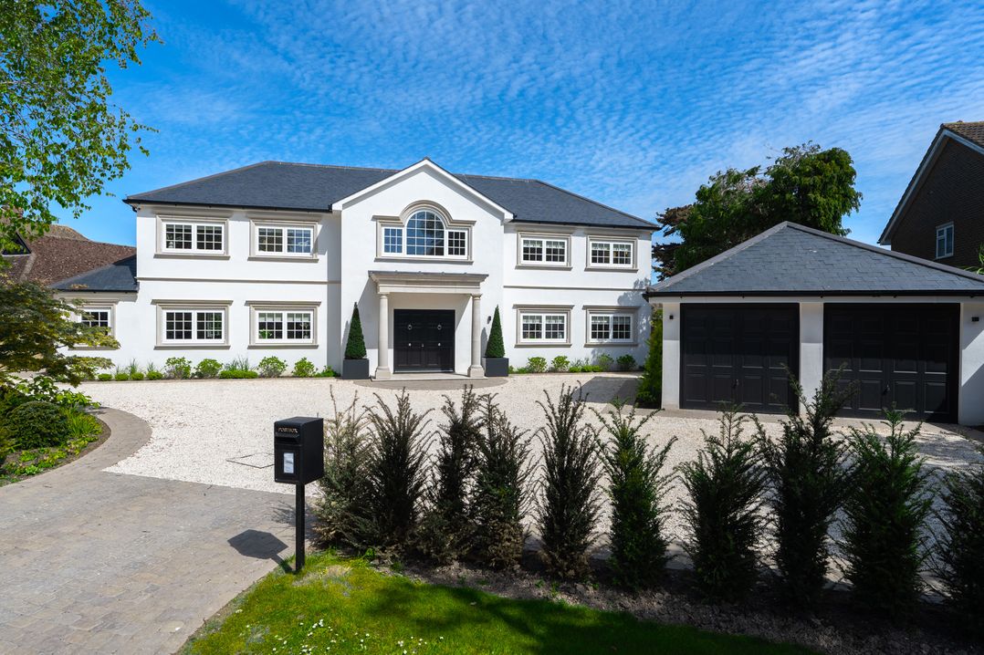 Sea Estate House