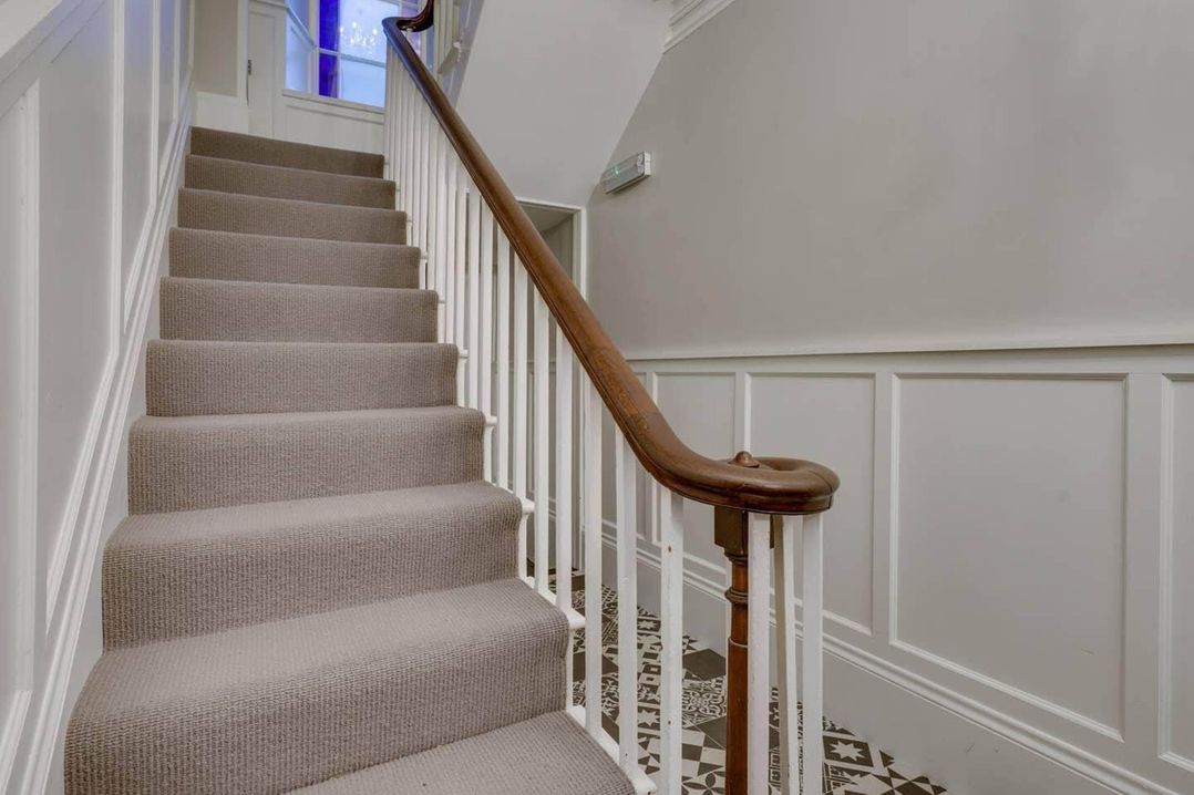 Sedbergh Penthouse - KingBed - Tv - Wifi