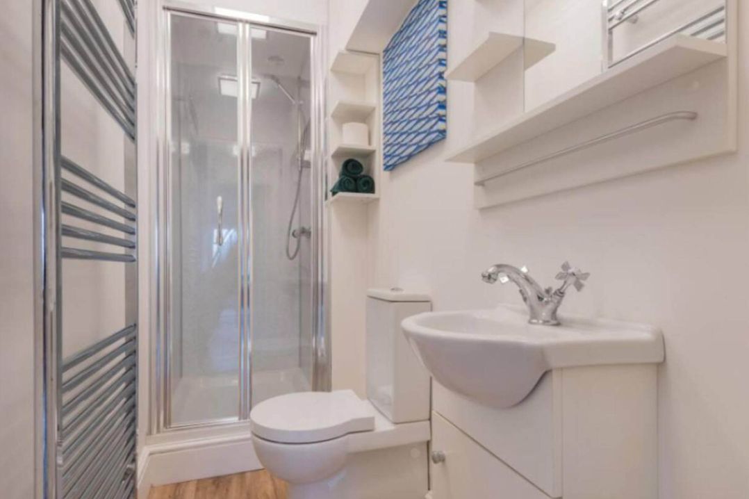 Sedbergh Penthouse - KingBed - Tv - Wifi