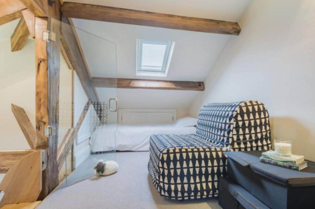 Sedbergh Penthouse - KingBed - Tv - Wifi