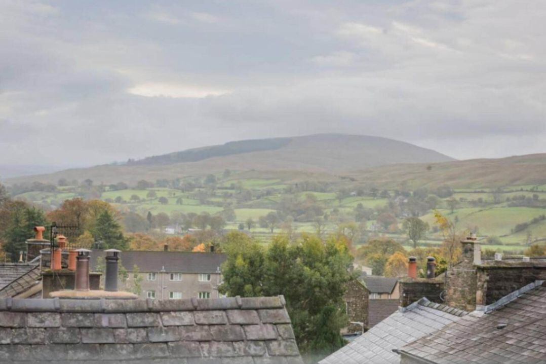 Sedbergh Penthouse - KingBed - Tv - Wifi