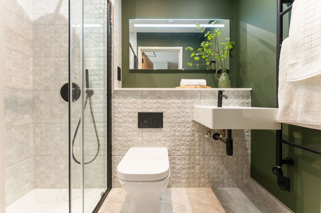 Hidden 2 – Bay House Hot Tub