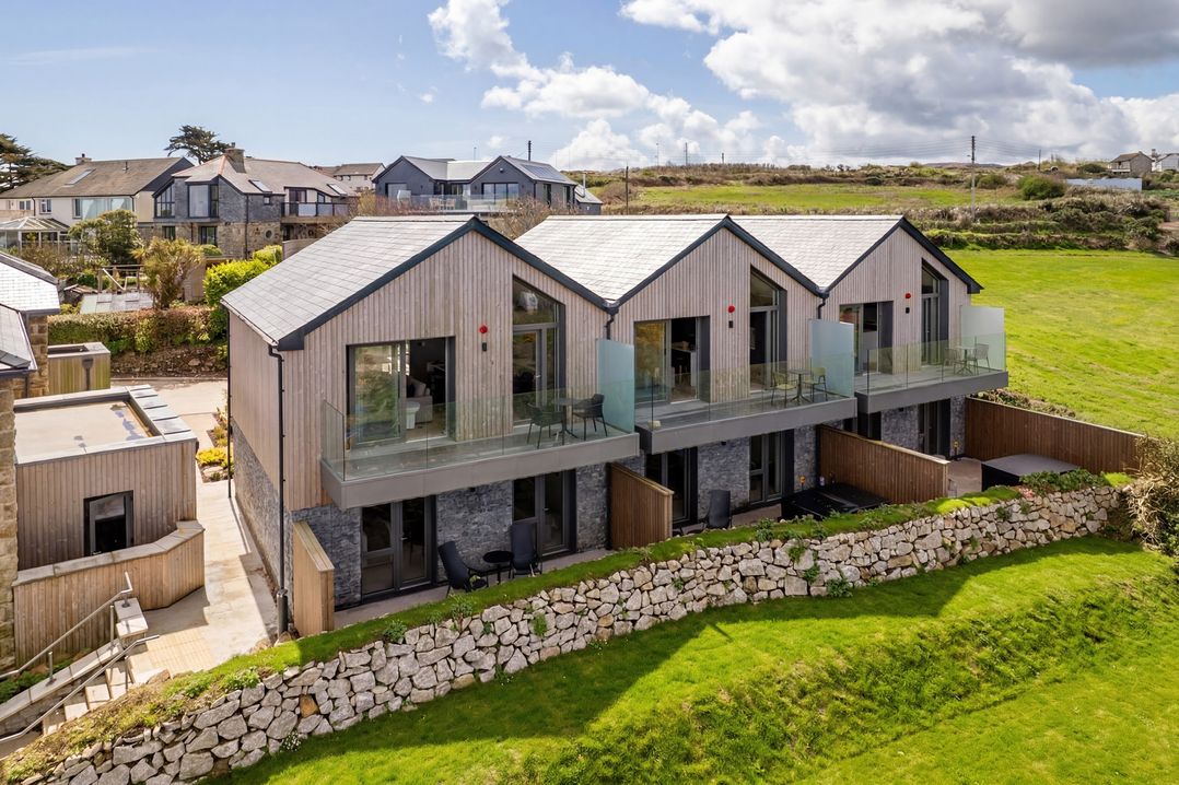 Hidden 3 – Sea Terrace House