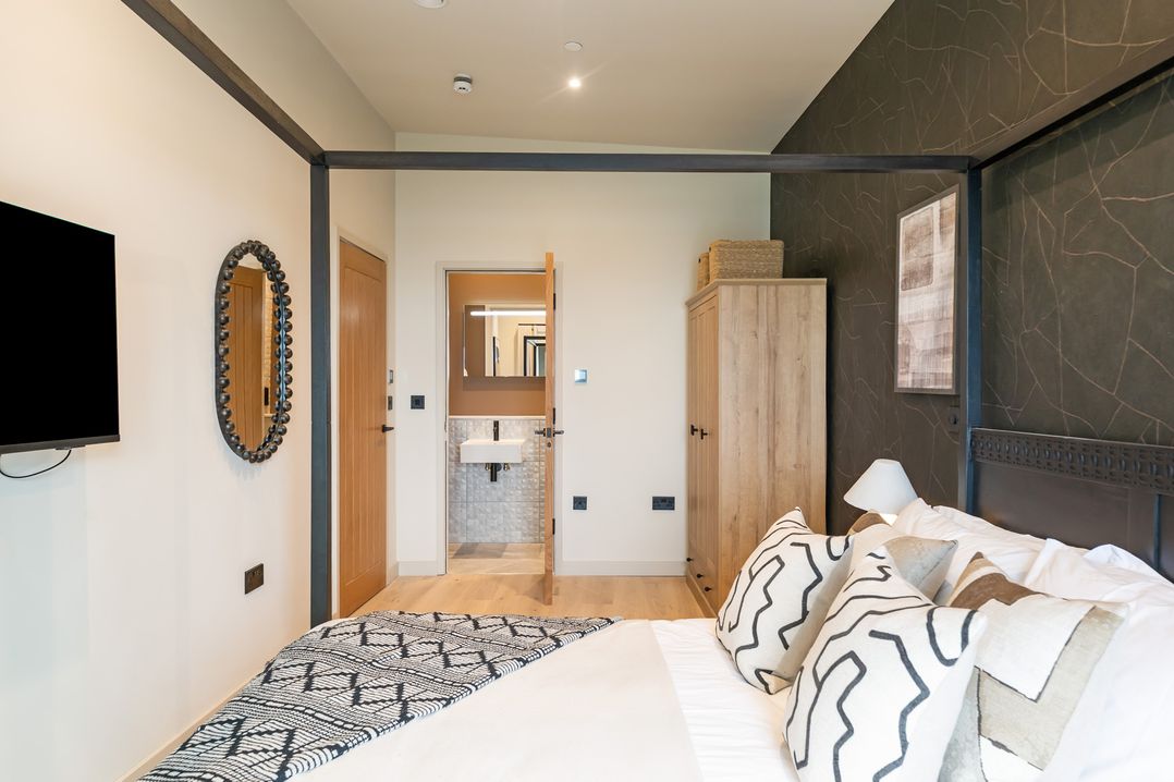 Hidden 9- Grand Bay Suite Hot Tub