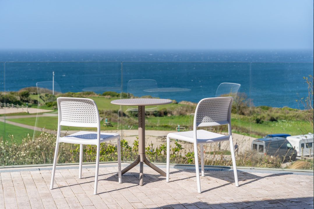 Hidden 18 – St Ives Bay Suite Hot Tub