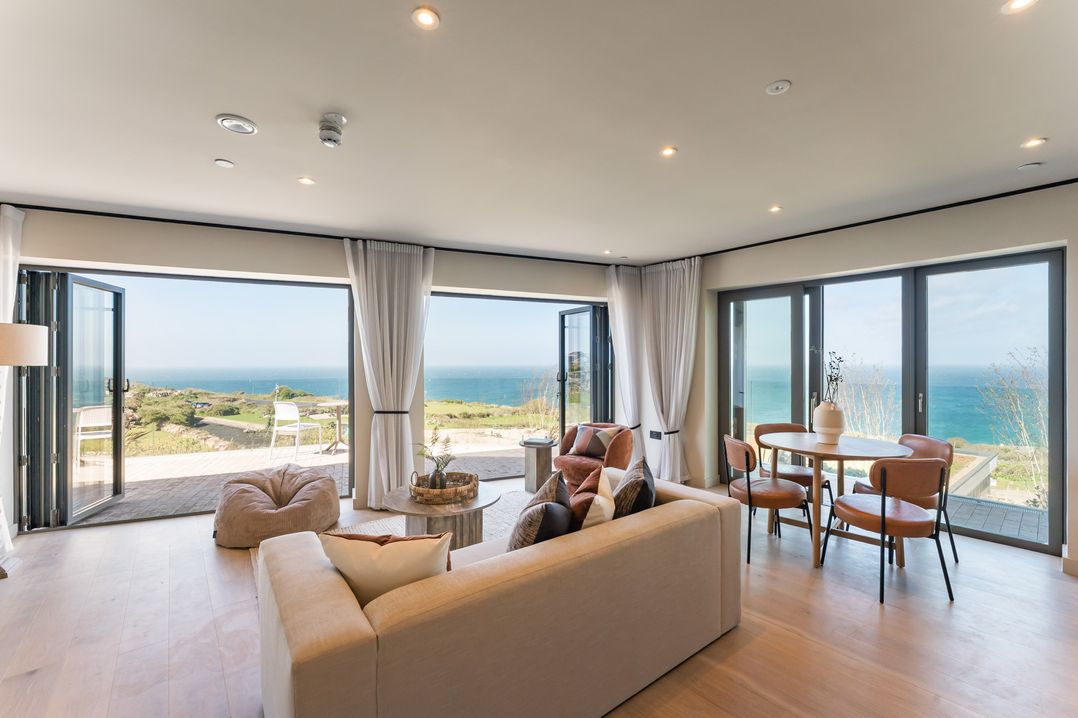 Hidden 18 – St Ives Bay Suite Hot Tub