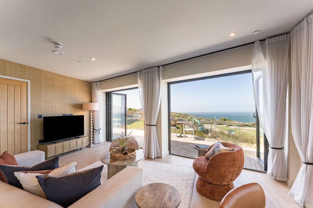Hidden 18 – St Ives Bay Suite Hot Tub