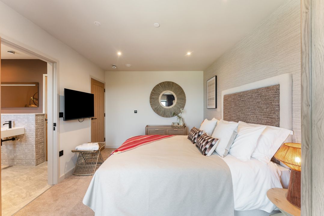 Hidden 18 – St Ives Bay Suite Hot Tub