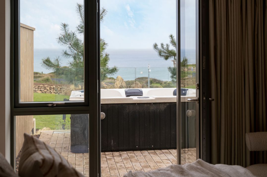 Hidden 17 – Lookout Terrace Hot Tub