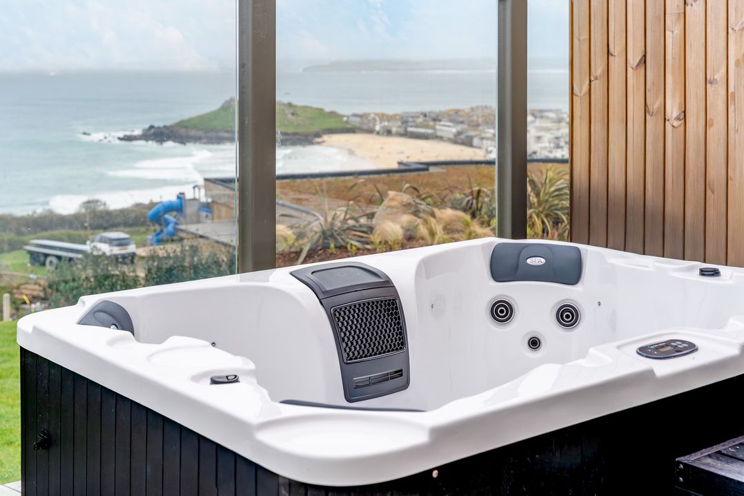 Hidden 19 – Coastal Hot Tub