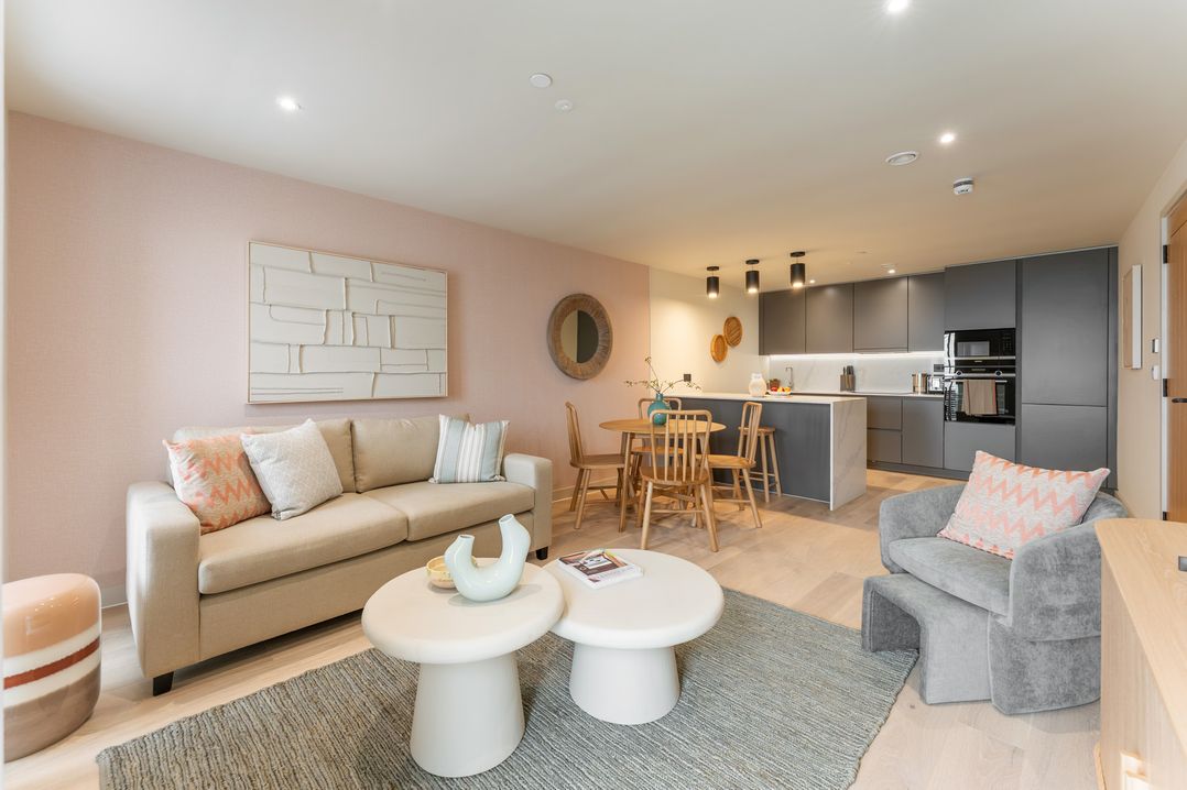 Hidden 20 – Gallery Hot Tub