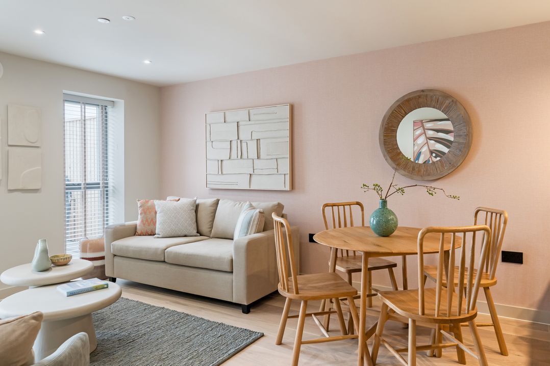 Hidden 20 – Gallery Hot Tub