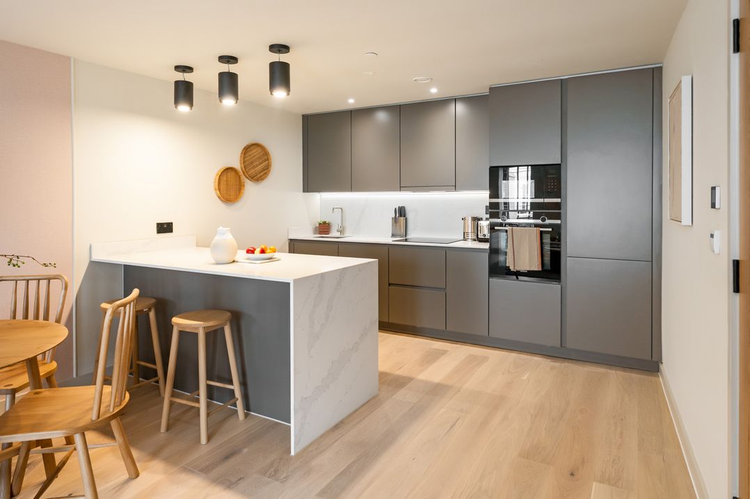 Hidden 20 – Gallery Hot Tub