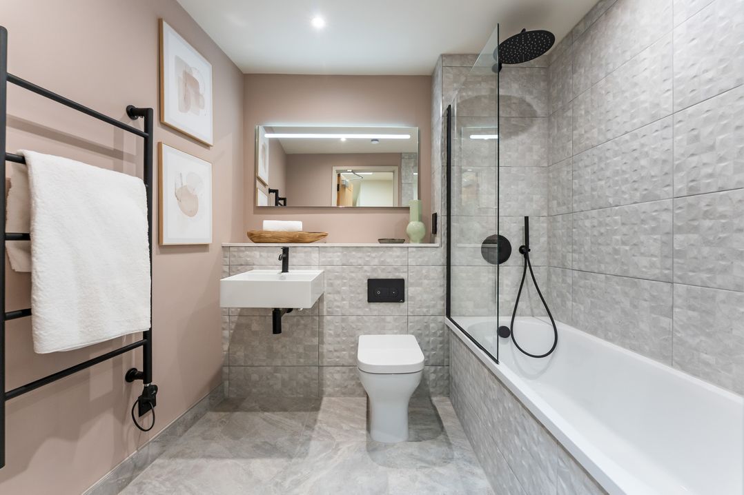 Hidden 20 – Gallery Hot Tub