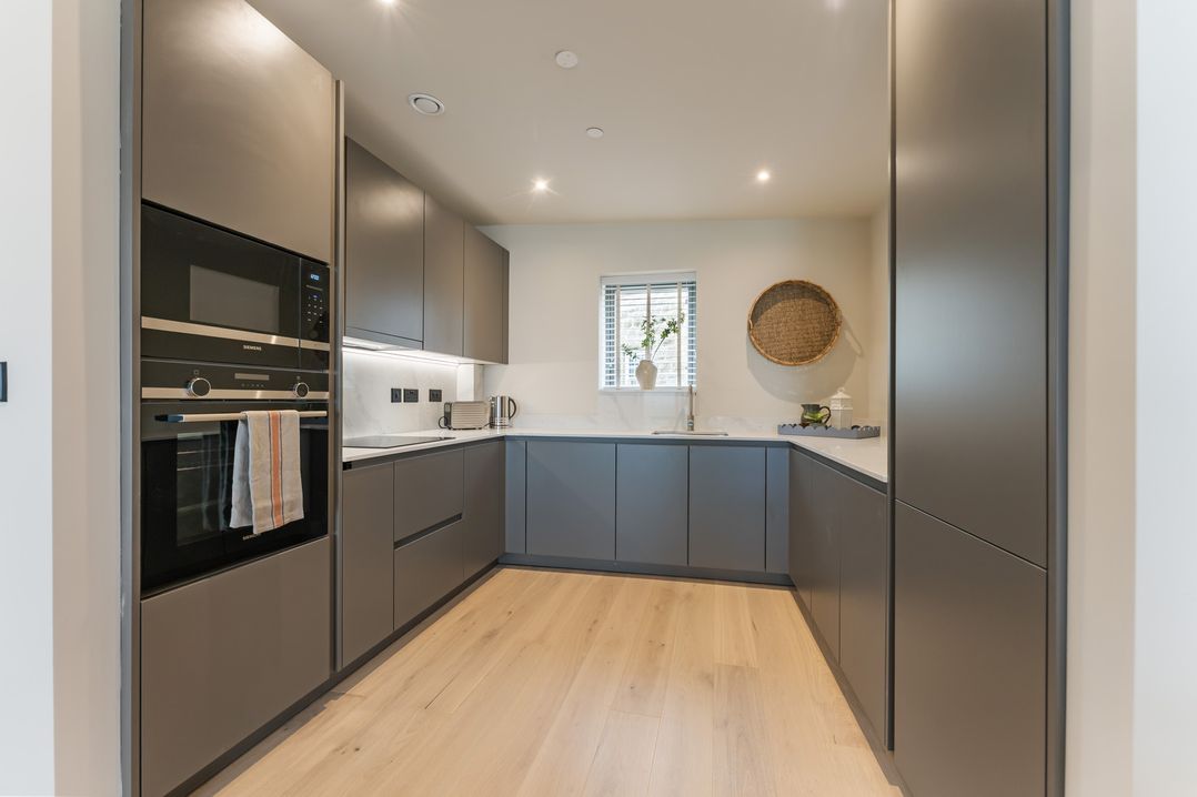 Hidden 8 – Bay Apartment