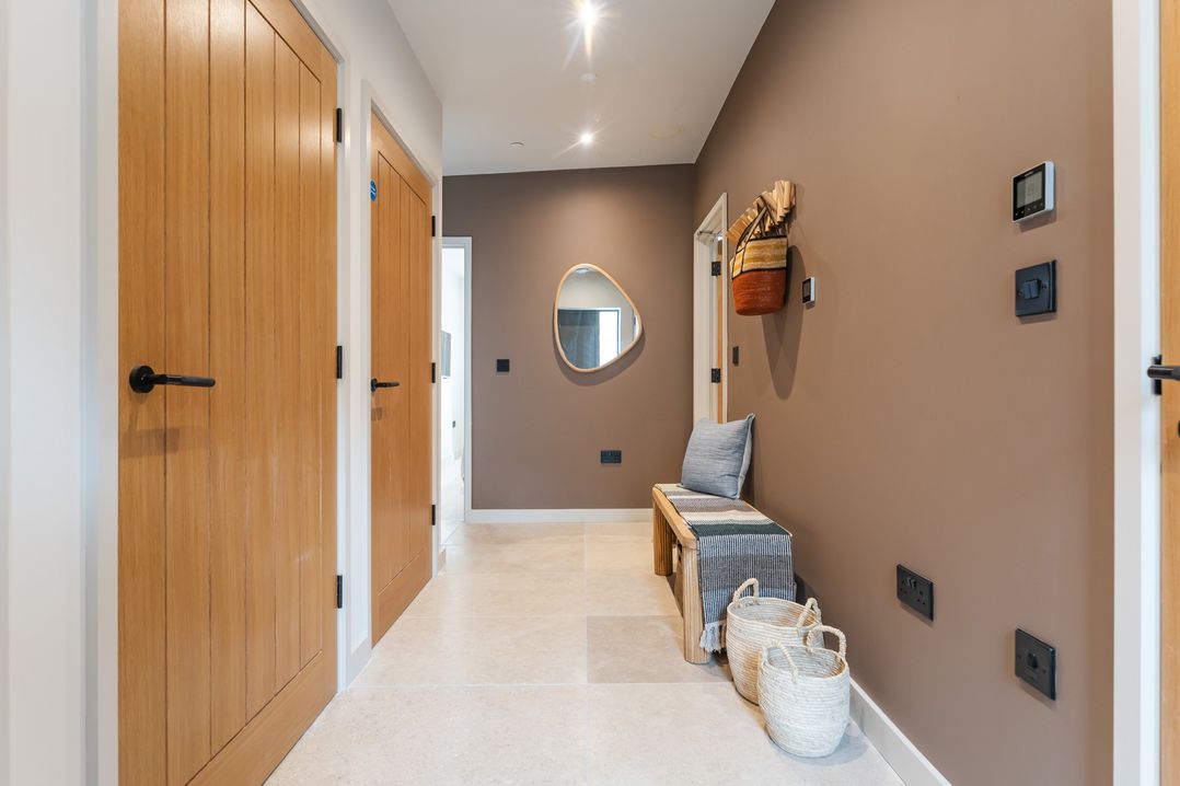 Hidden 8 – Bay Apartment