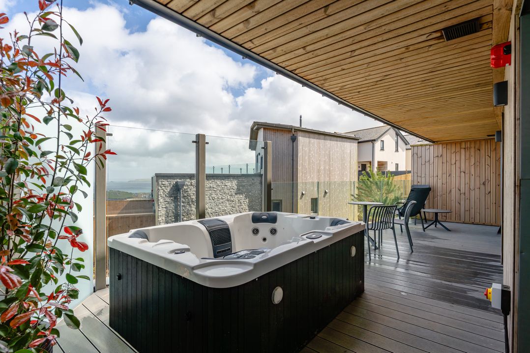 Hidden 15 – Garden Hot Tub