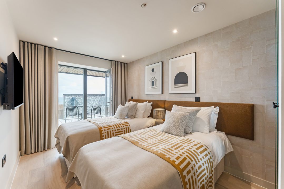 Hidden 15 – Garden Hot Tub