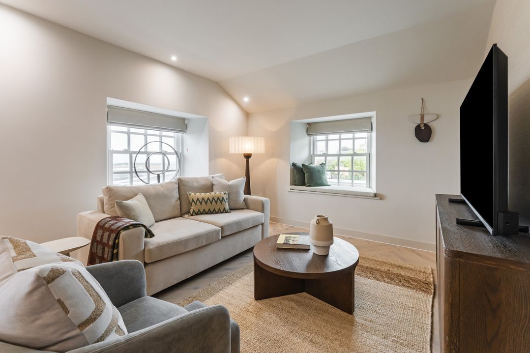 Hidden 7 – Coastal Loft