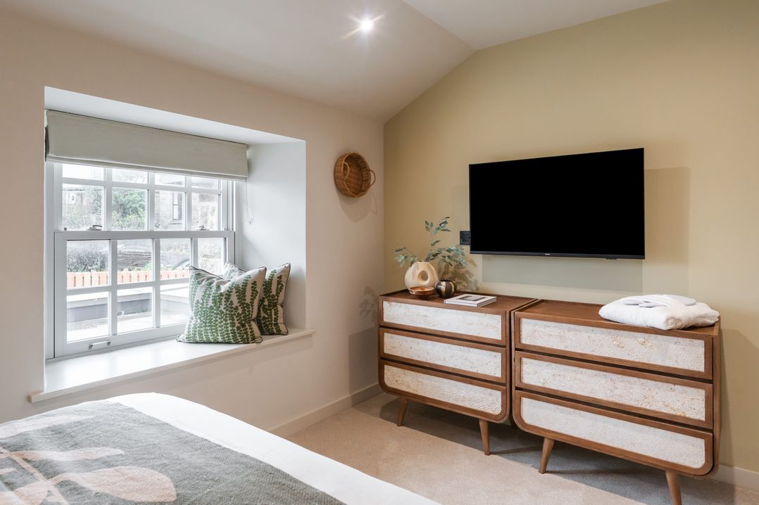 Hidden 7 – Coastal Loft