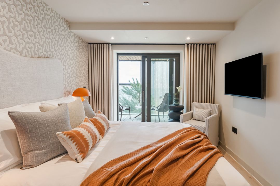 Hidden 16 – Garden Apartment