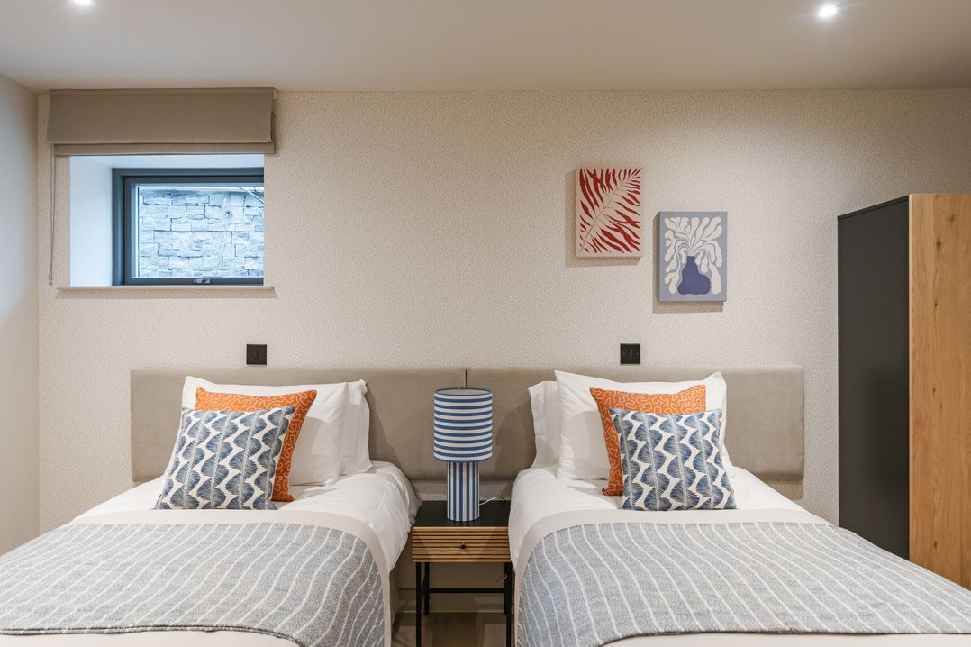 Hidden 16 – Garden Apartment