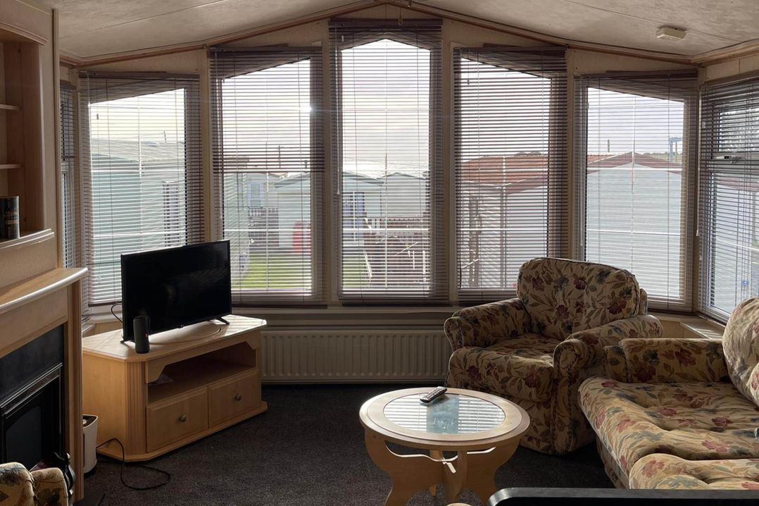 Immaculate 2-Bed Static Caravan at Monrieth