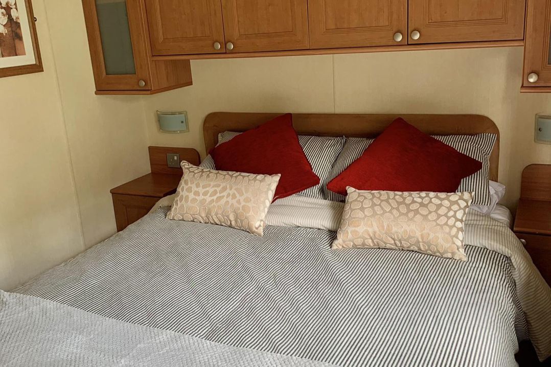 Static Caravan  2 Bedrooms  - sleeps 4