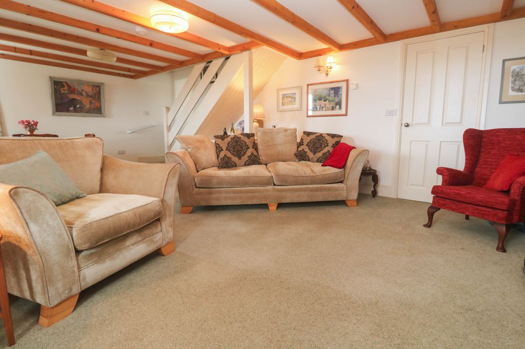 Chyrose Farmhouse
