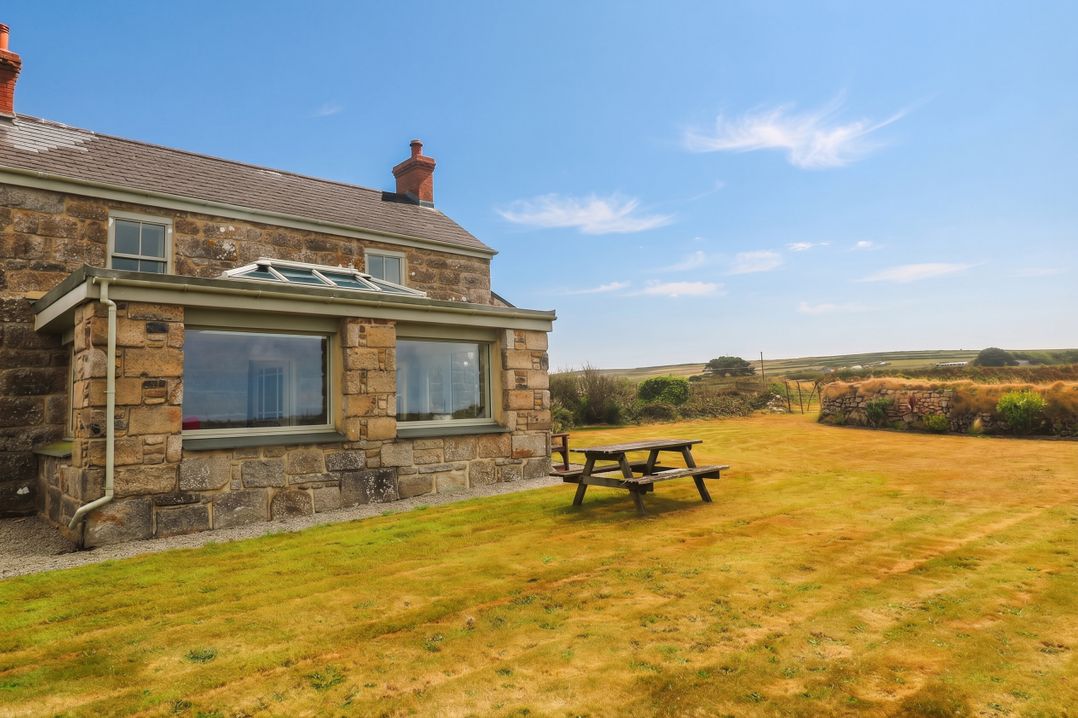 Chyrose Farmhouse