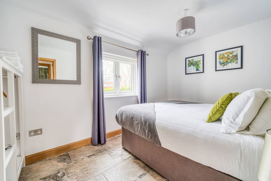 Tack Room (3-Bed)