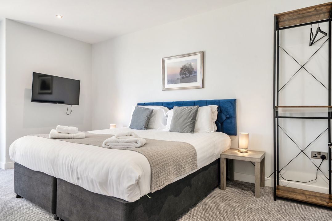 Cotswolds Apartments 2B/S4