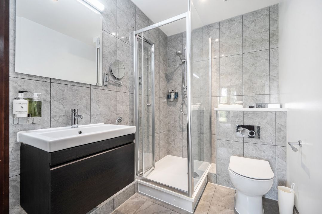 Cotswolds Apartments 2B/S4