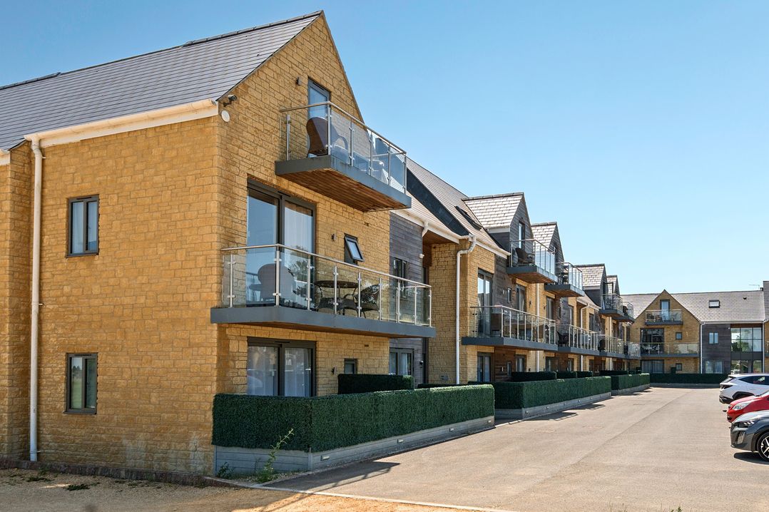 Cotswolds Apartments 2B/S4