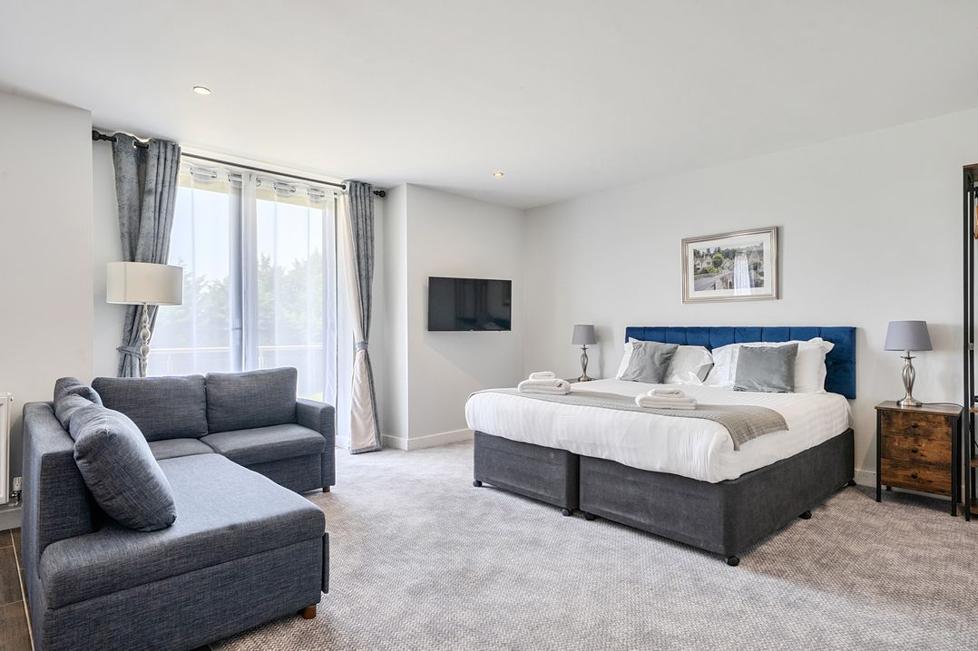Cotswolds Apartments 4B/S8