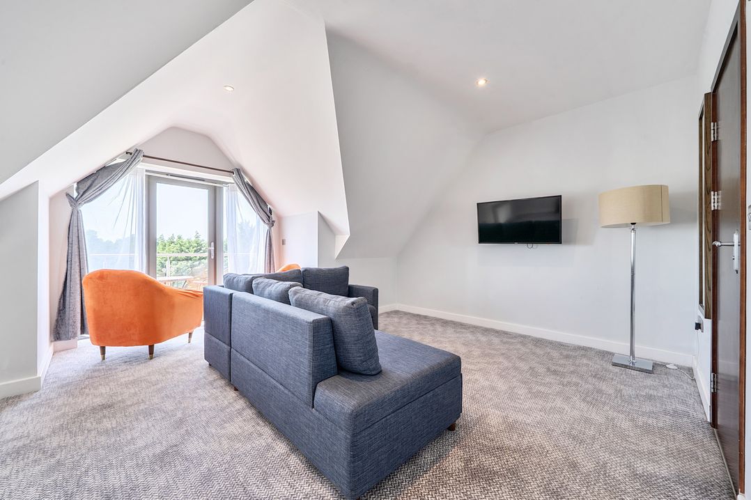 Cotswolds Apartments 4B/S8