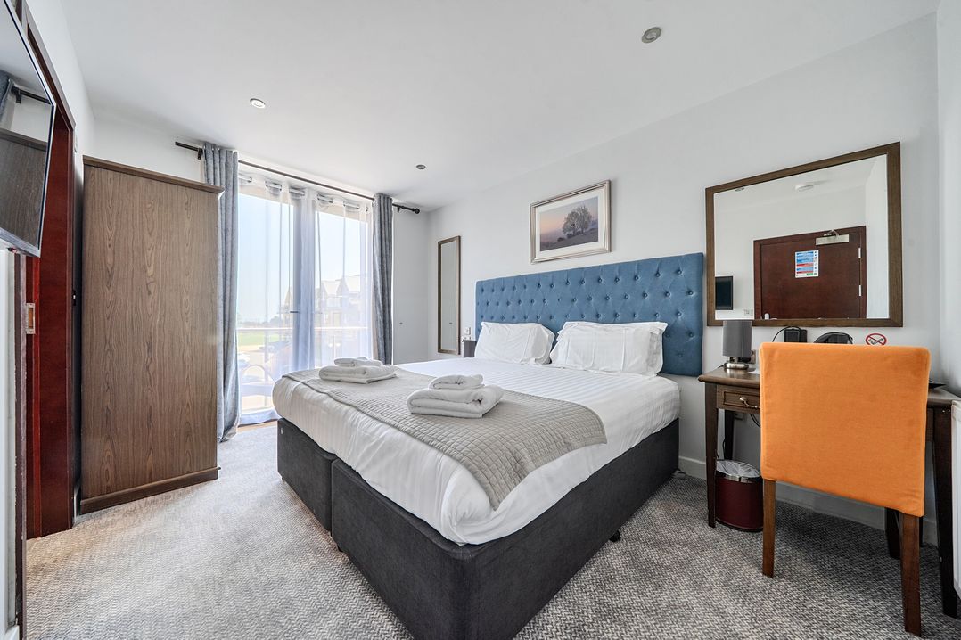 Cotswolds Apartments 4B/S8