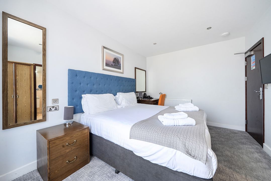 Cotswolds Apartments 4B/S8