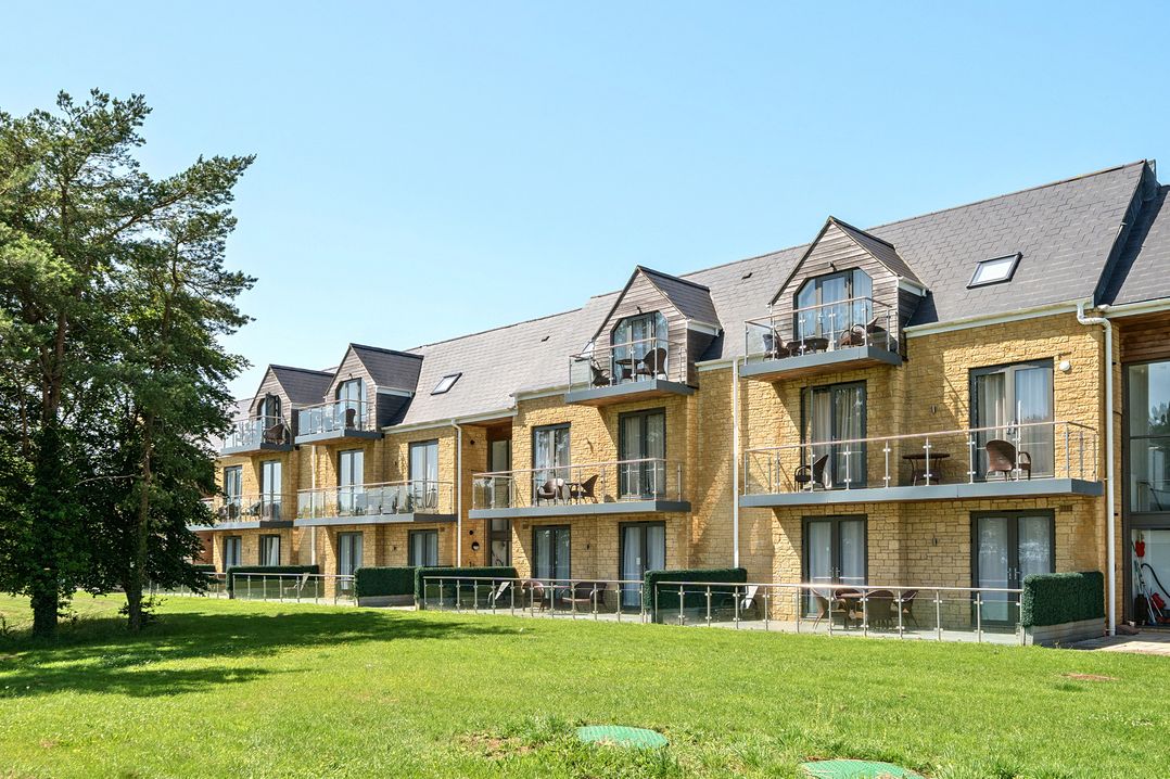 Cotswolds Apartments 4B/S8