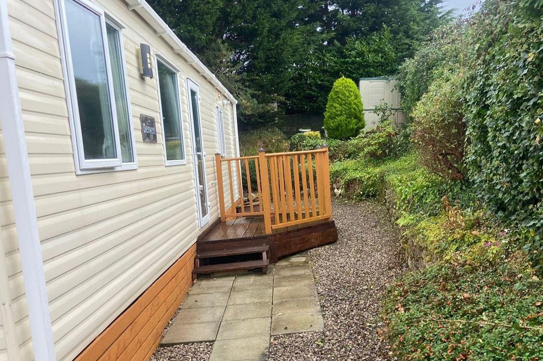 2 Bed Caravan Sleeps 6 Pet Friendly