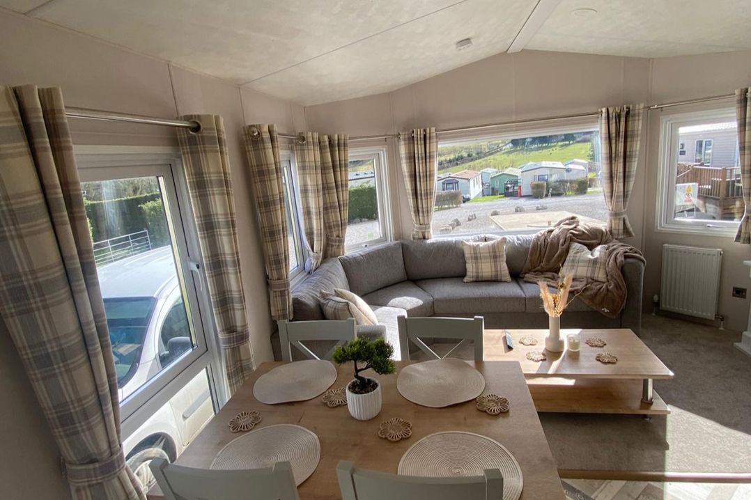 Westfield Lodge Retreat Sleeps 6 Pet Friendly