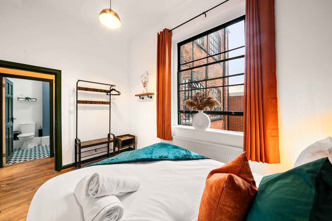 The Jewel Box Birmingham City Apartment