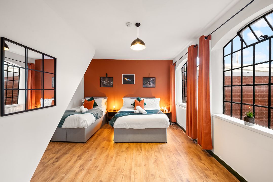 The Jewel Box Birmingham City Apartment