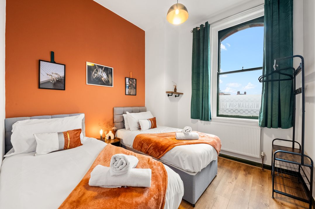 The Jewel Box Birmingham City Apartment