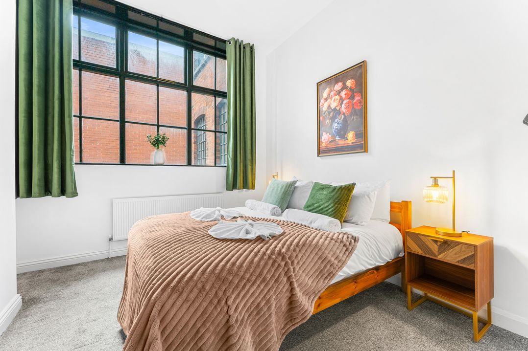 The Gilder Birmingham City Apartment