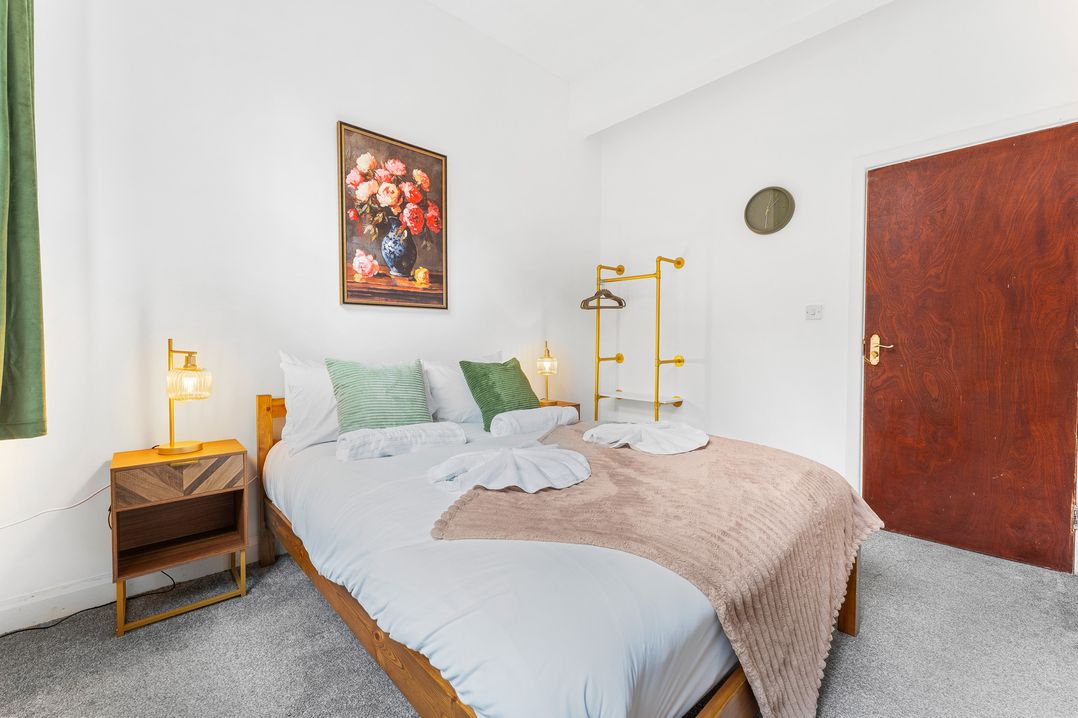The Gilder Birmingham City Apartment