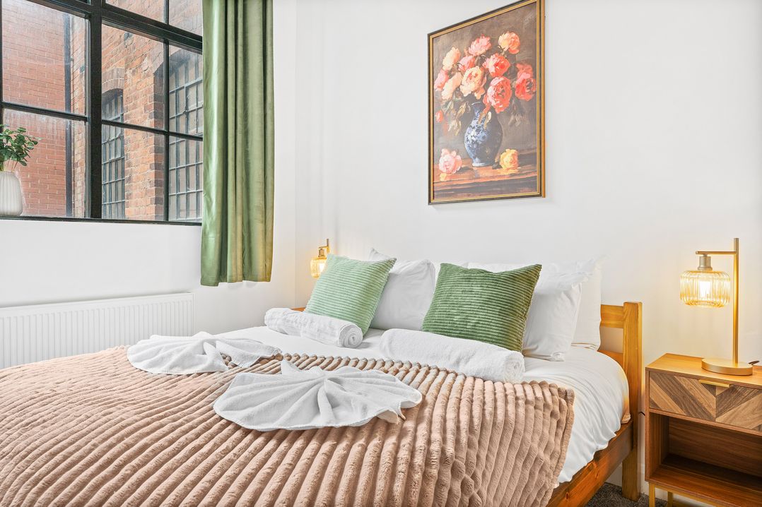 The Gilder Birmingham City Apartment